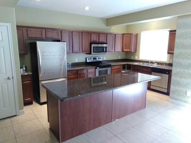 31 E Resaca Dr S, Sandy, UT 84070 — photo 2
