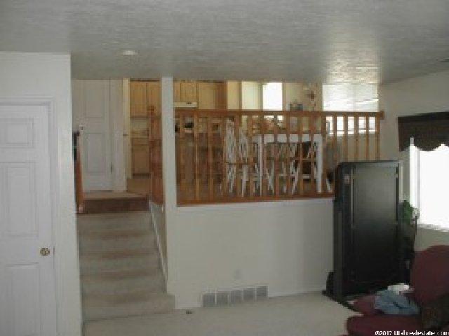 519 W 1950 N, Centerville, UT 84014 — photo 4