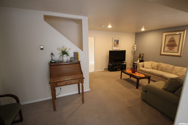 325 E Mill St S #4, Bountiful, UT 84010 — photo 4