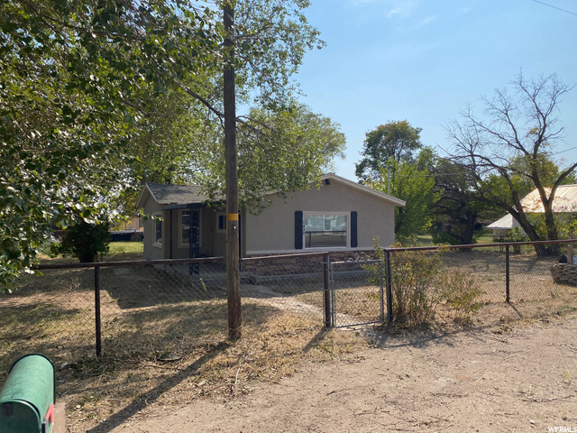 1430 E 335 S, Vernal, UT 84078 — photo 2