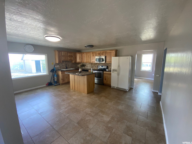 1430 E 335 S, Vernal, UT 84078 — photo 8