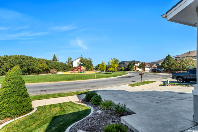 1862 E Clover Leaf Ln, Draper, UT 84020 — photo 3