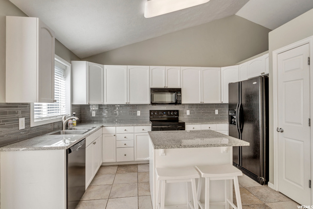1862 E Clover Leaf Ln, Draper, UT 84020 — photo 9