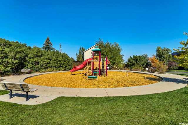 1862 E Clover Leaf Ln, Draper, UT 84020 — photo 4