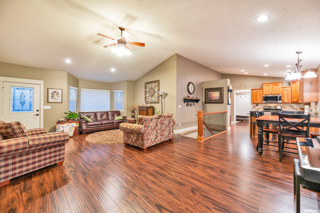 374 S 830 E, Smithfield, UT 84335 — photo 2