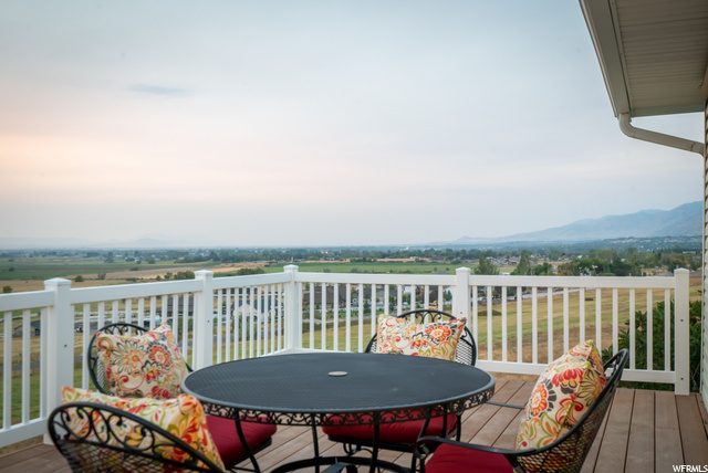 670 E 380 N, Hyrum, UT 84319 — photo 2