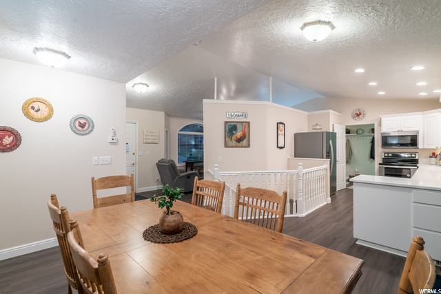 670 E 380 N, Hyrum, UT 84319 — photo 11