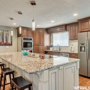 92 S 1000 E, Bountiful, UT 84010 — photo 7
