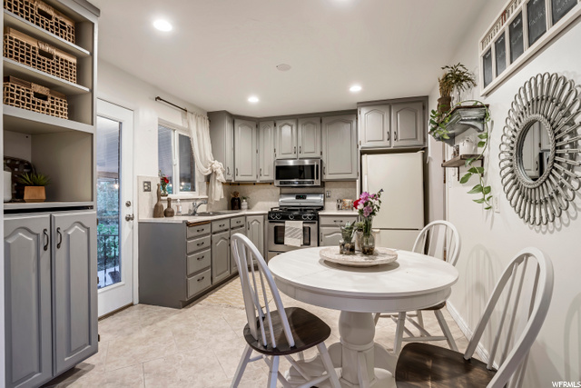 222 E 2450 S, Bountiful, UT 84010 — photo 10