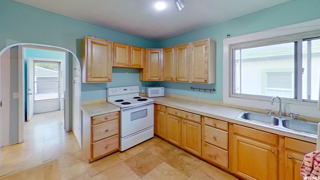 837 E 20th St S, Ogden, UT 84401 — photo 3