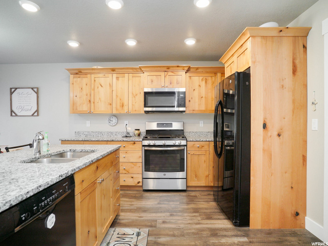 3965 S 2025 W, Roy, UT 84067 — photo 9