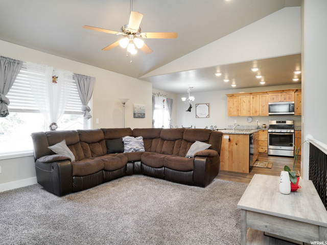 3965 S 2025 W, Roy, UT 84067 — photo 6