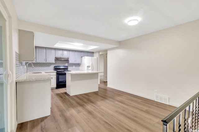 4478 S 2300 W, Roy, UT 84067 — photo 7