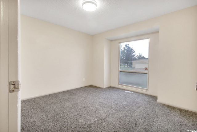 4478 S 2300 W, Roy, UT 84067 — photo 11
