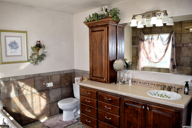 8911 S 300 W, Paradise, UT 84328 — photo 10