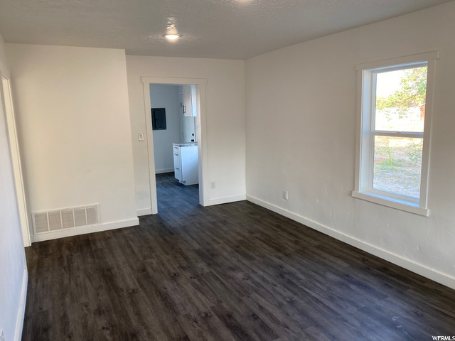 375 E 400 S, Vernal, UT 84078 — photo 3
