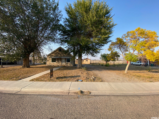 375 E 400 S, Vernal, UT 84078 — photo 2
