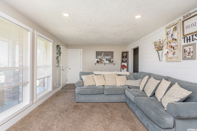 5224 S 3100 W, Roy, UT 84067 — photo 5