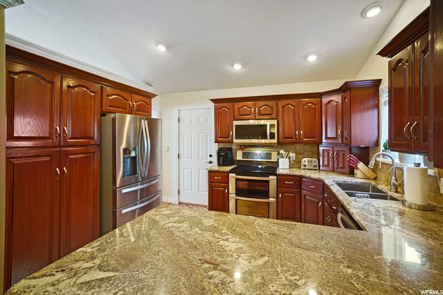 18 W 850 S, Centerville, UT 84014 — photo 7