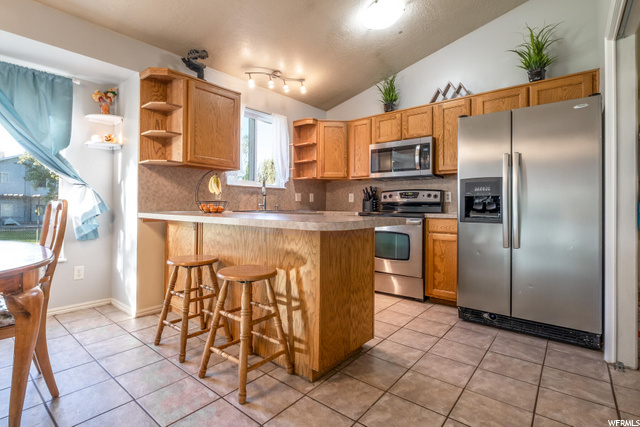 667 W 1000 N, Clinton, UT 84015 — photo 7