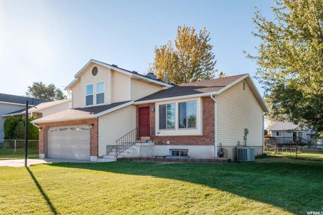 667 W 1000 N, Clinton, UT 84015 — photo 3