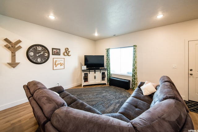 1555 E 320 S, Hyrum, UT 84319 — photo 10
