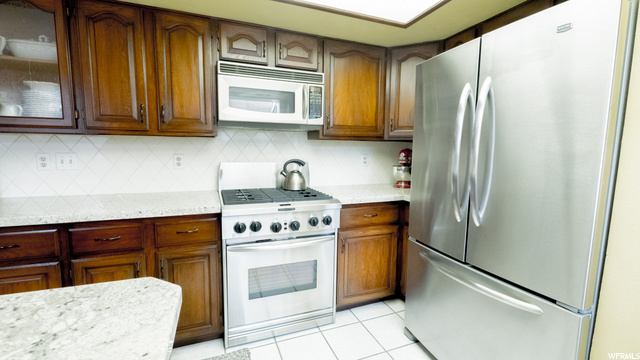 6935 S 825 E, Midvale, UT 84047 — photo 11