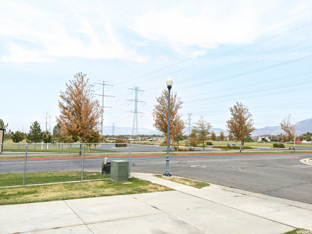 2041 N 1720 W, Clinton, UT 84015 — photo 5