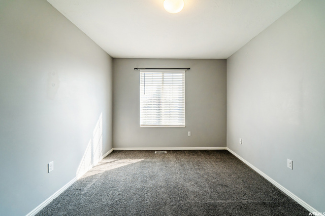 5531 S 3275 W, Roy, UT 84067 — photo 8