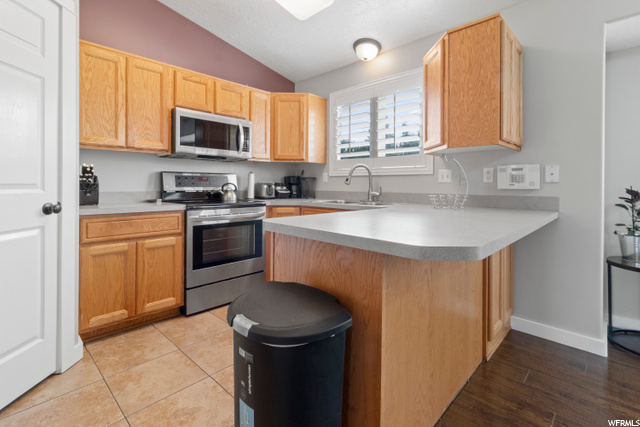218 E 2275 S, Clearfield, UT 84015 — photo 8