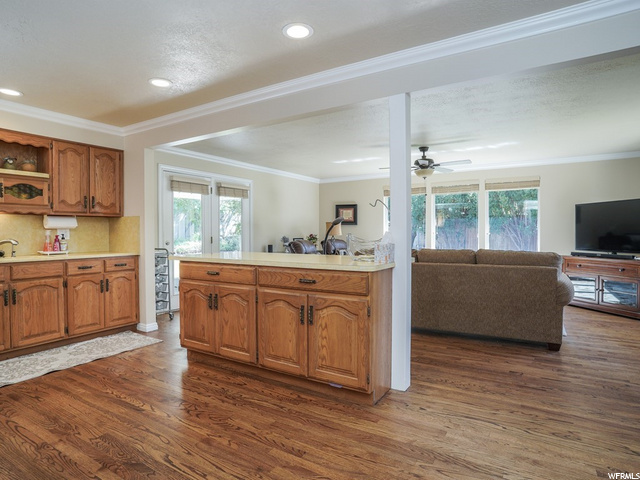 463 W 2975 S, Bountiful, UT 84010 — photo 9