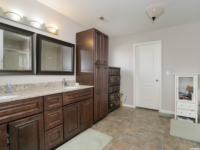 755 E 1950 S, Clearfield, UT 84015 — photo 10