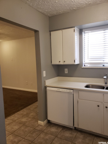 814 E 3950 S #A, Murray, UT 84107 — photo 8