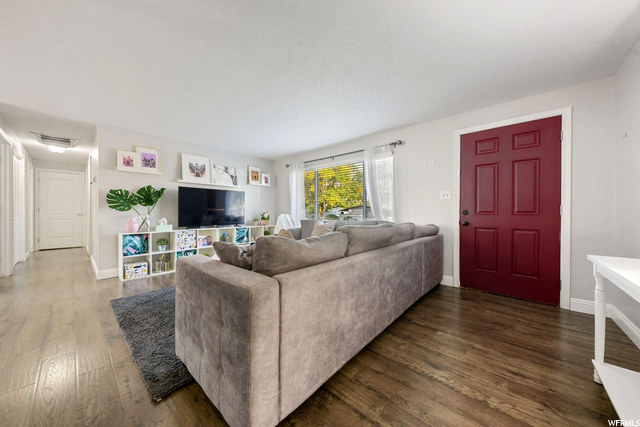 437 W 2525 N, Sunset, UT 84015 — photo 6