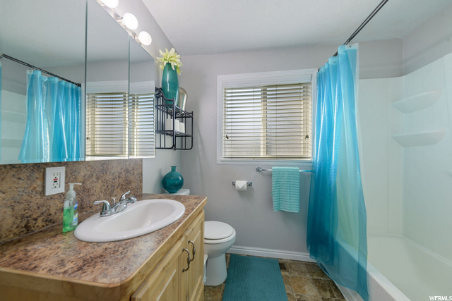 437 W 2525 N, Sunset, UT 84015 — photo 12