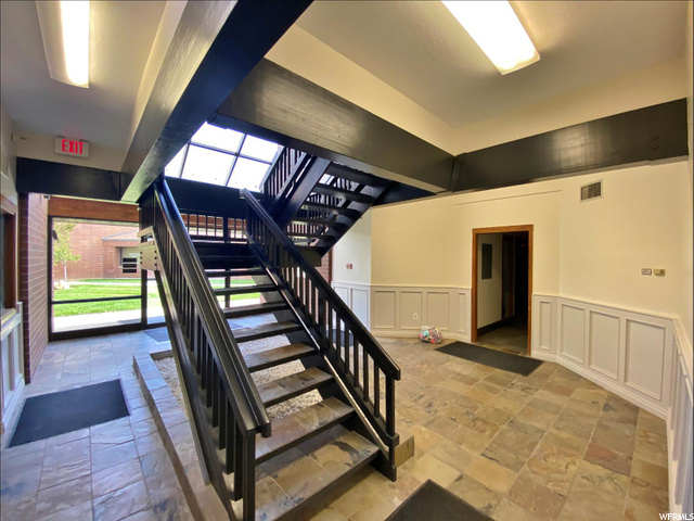 9710 S 700 E, Sandy, UT 84070 — photo 6