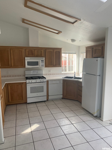 986 E Kylee Ln S, Ogden, UT 84404 — photo 3