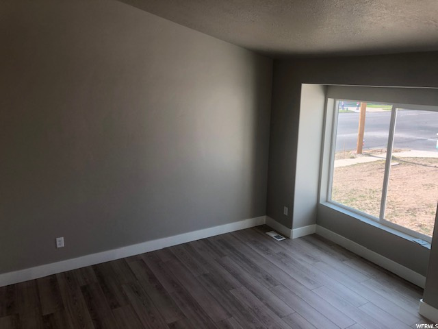 5474 S Midland, Roy, UT 84067 — photo 11