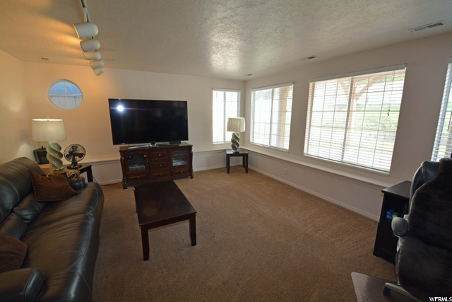 1204 N 3050 E, Layton, UT 84040 — photo 8