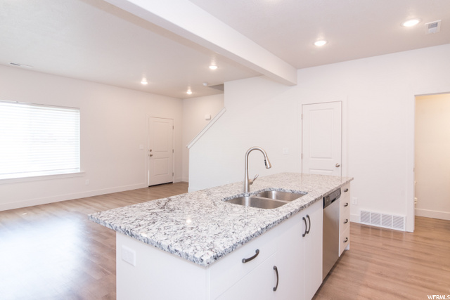 335 S 1580 E, Hyrum, UT 84319 — photo 3
