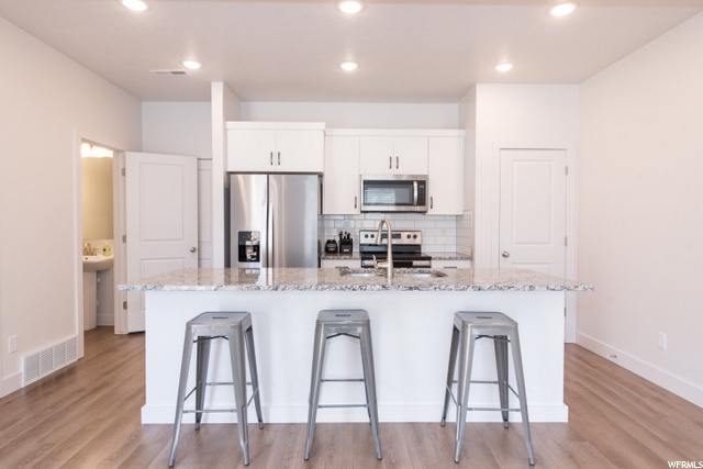 335 S 1580 E, Hyrum, UT 84319 — photo 2