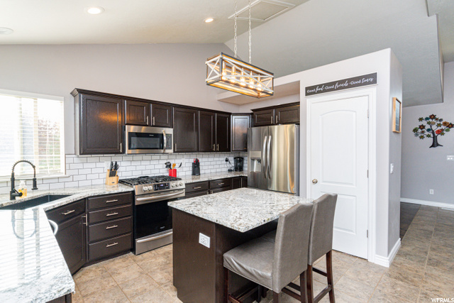 4616 S 3050 W, Roy, UT 84067 — photo 6