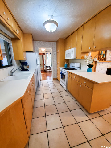 167 W 1800 S, Bountiful, UT 84010 — photo 12