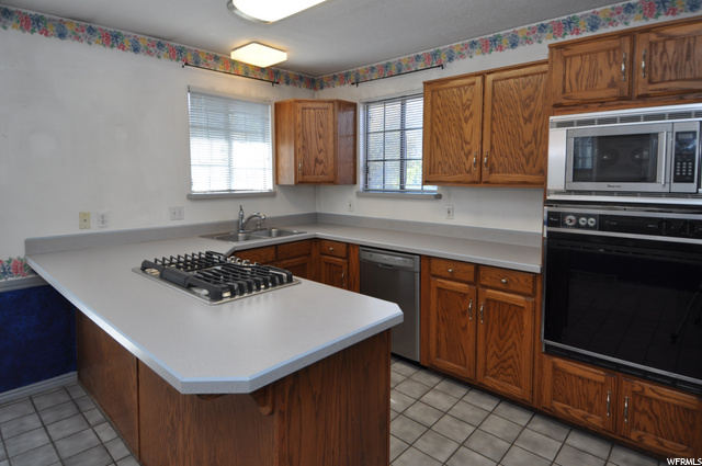 2012 E Antelope Dr, Layton, UT 84040 — photo 7