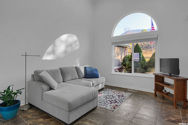 4087 N Wolf Ridge Cir, Eden, UT 84310 — photo 2