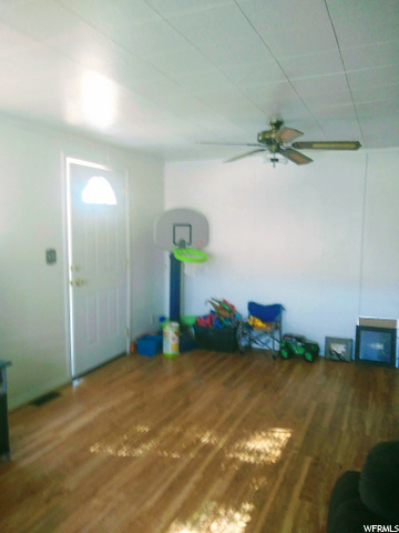665 E Main St, Wellington, UT 84542 — photo 3