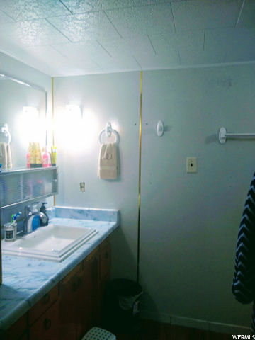 665 E Main St, Wellington, UT 84542 — photo 11