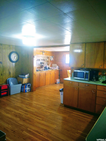 665 E Main St, Wellington, UT 84542 — photo 5