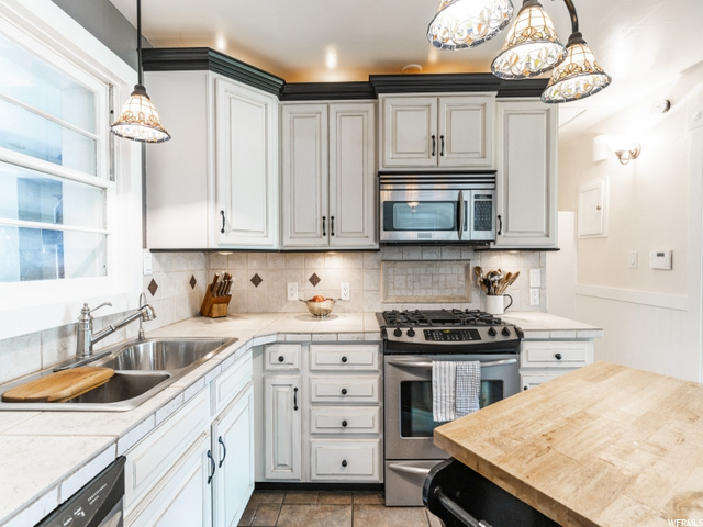 1081 E Mecham Ln, Midvale, UT 84047 — photo 5