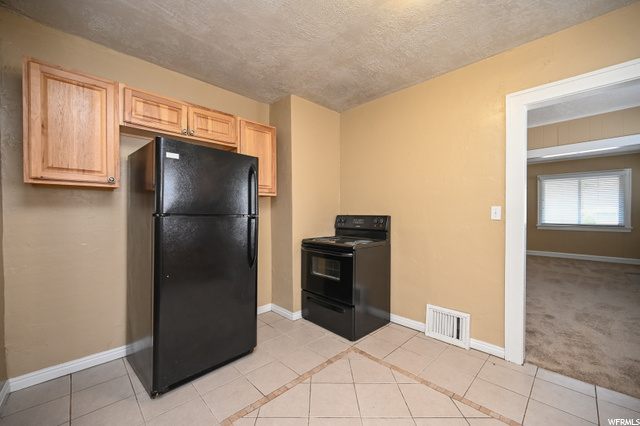 1067 E Doxey St S, Ogden, UT 84403 — photo 9